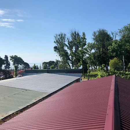 Гостевой Дом Тина Sukhumi Exterior photo
